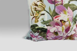 Cuscino 60x60 Delft Flower Sky lino stampato su base sfumata Designers Guild