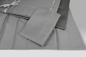 Completo Lenzuola Pergamon grigio con impuntura creta Mastro Raphael