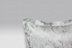 Cuscino Palais Finto Marmo grigio argento Mastro Raphael