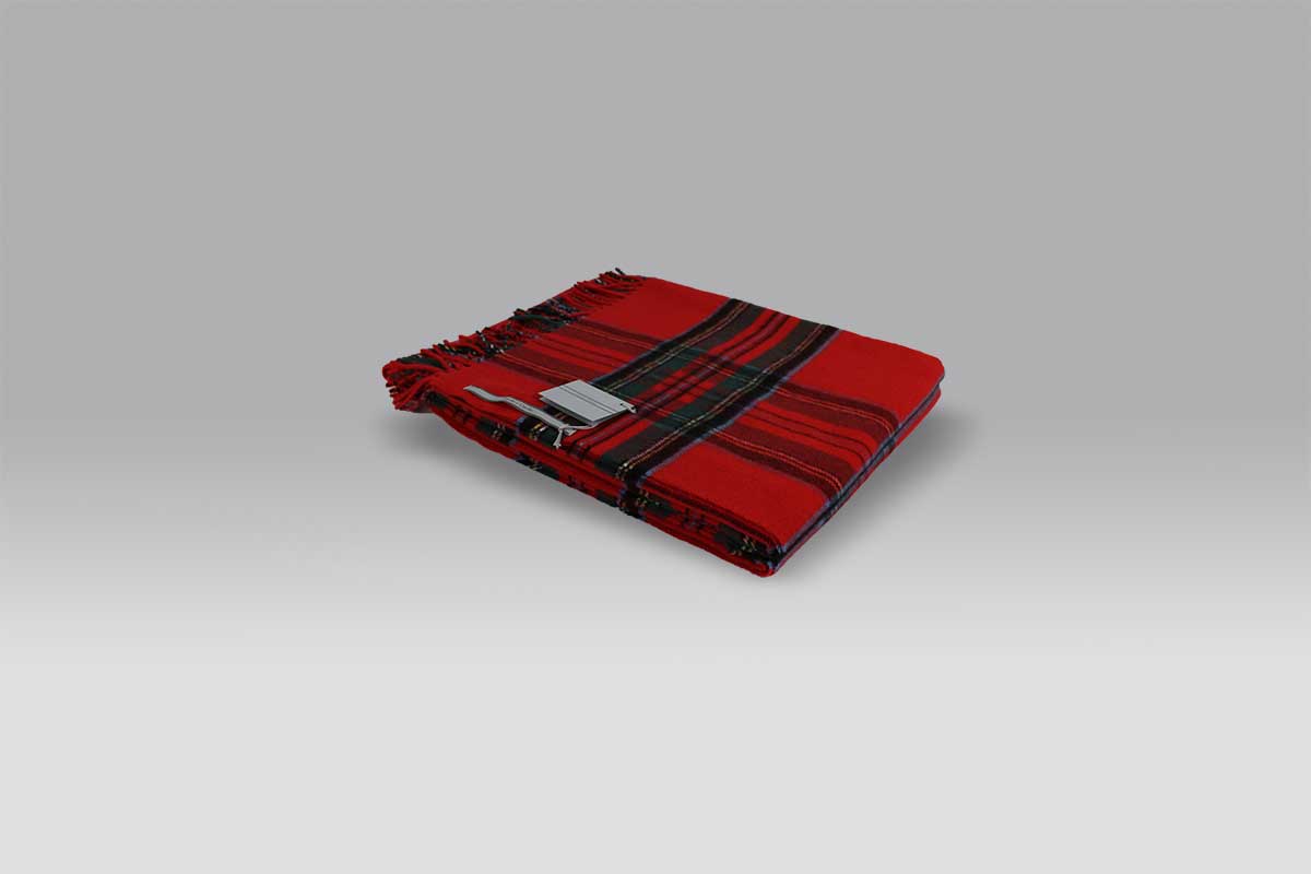 Plaid 135x180 Lambswool rosso Cecchi e Cecchi Plaid 135x180 Lambswool rosso Cecchi e Cecchi