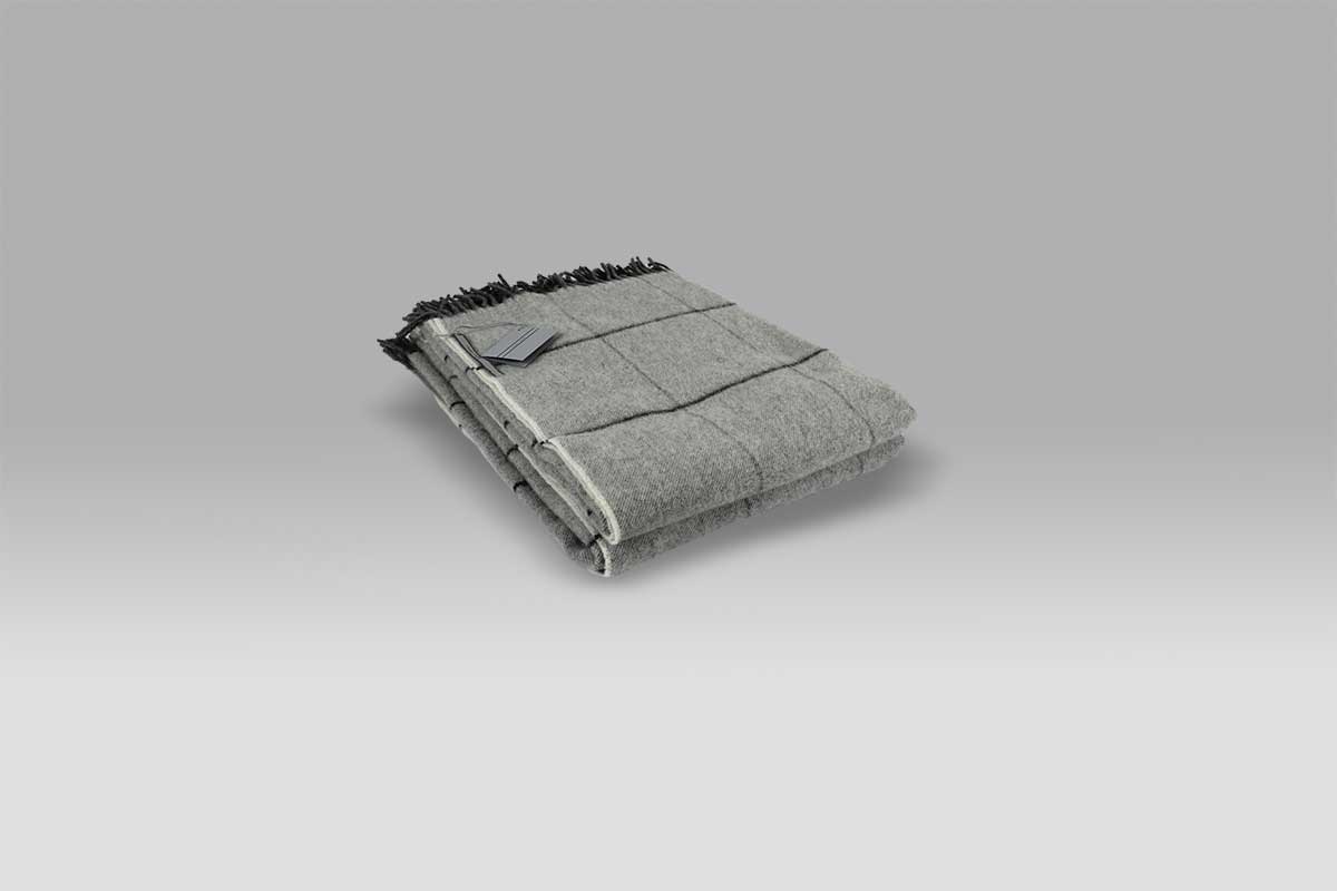 Plaid 135x180 Scozia 345 quadri grigio Cecchi e Cecchi Plaid 135x180 Scozia 345 quadri grigio Cecchi e Cecchi