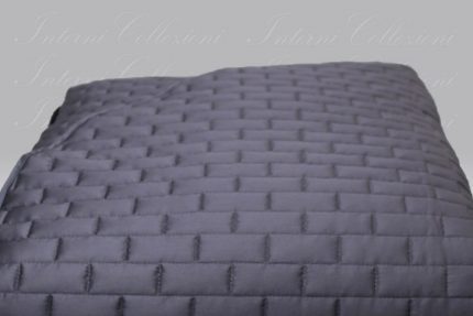 Quilt Niva antracite Dea