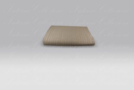 Quilt Minimal nocciola Borbonese