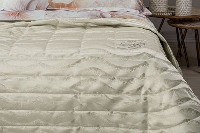 Quilt Jasmine ecrù Blumarine