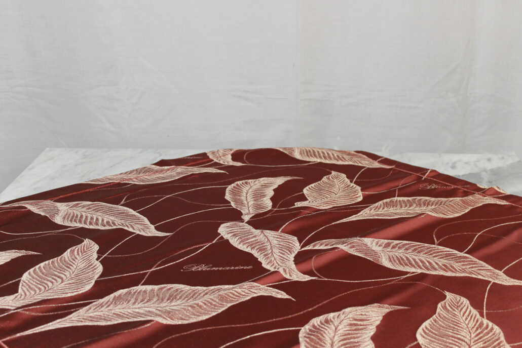 Centrotavola Luce bordeaux Blumarine