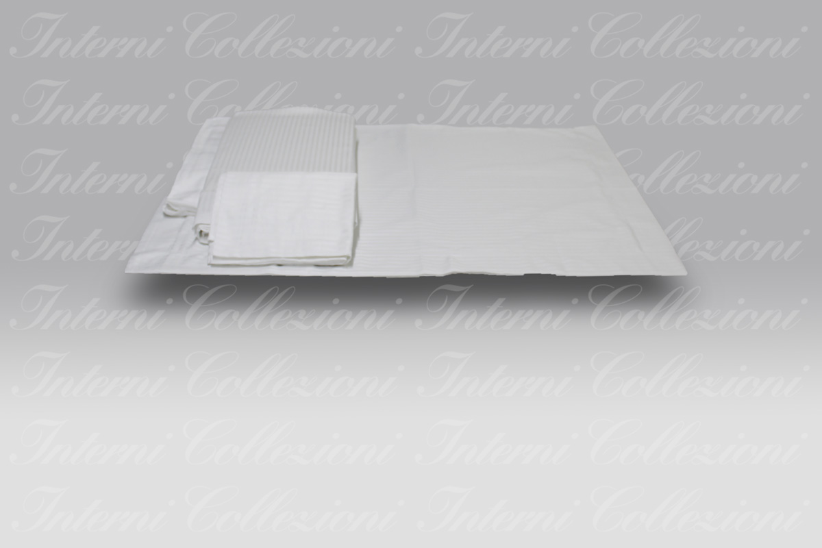 Completo Letto Riga raso bianco Mirabello Carrara (1) Completo Letto Riga raso bianco Mirabello Carrara