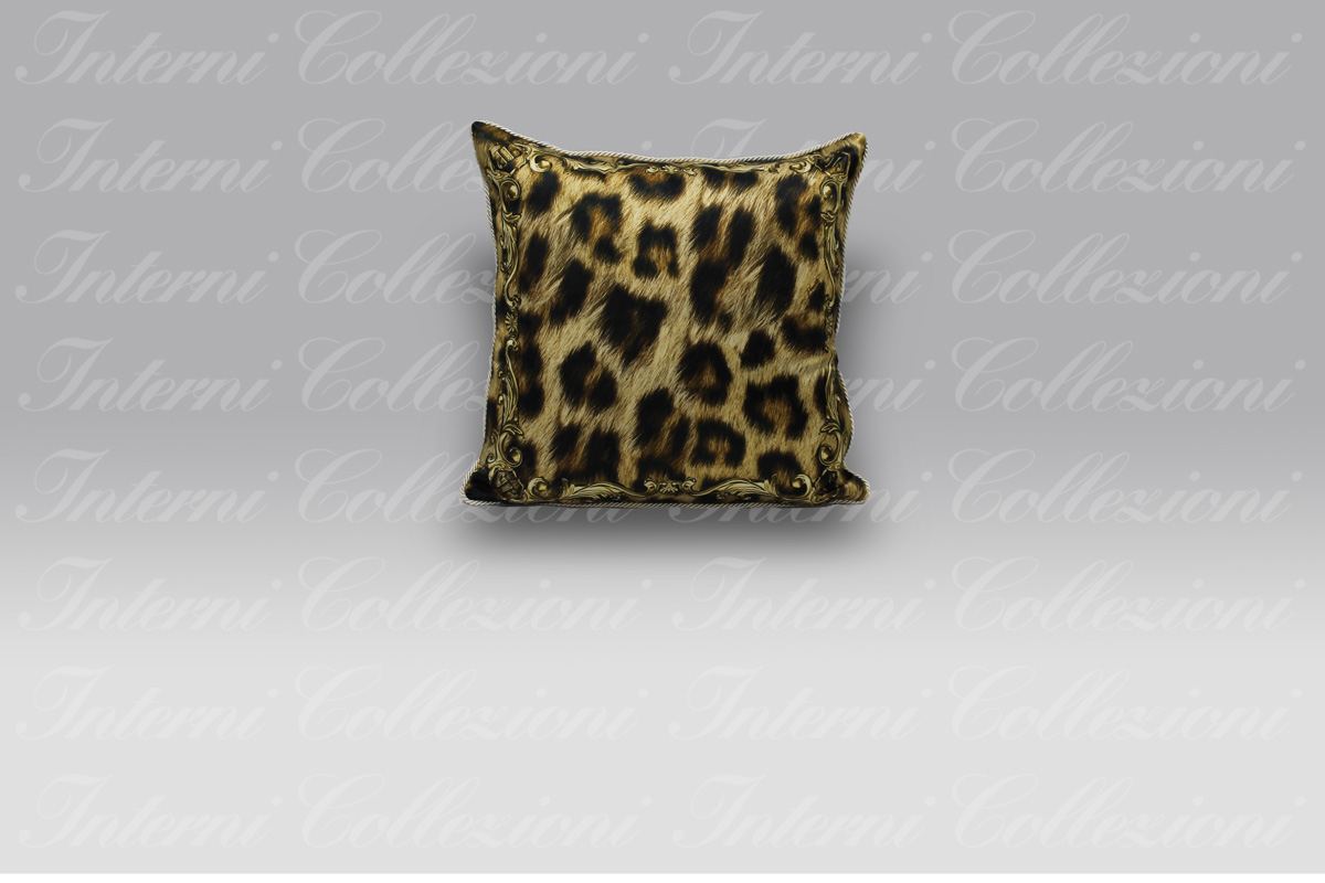 Cuscino Leopard Chain brown Philipp Plein (1) Cuscino Leopard Chain brown Philipp Plein